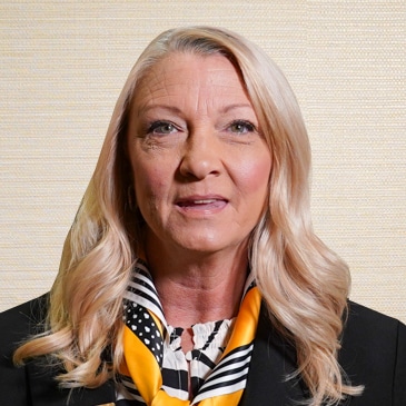 Stephanie Paul