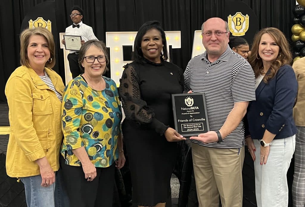 dd Friends of Crowville